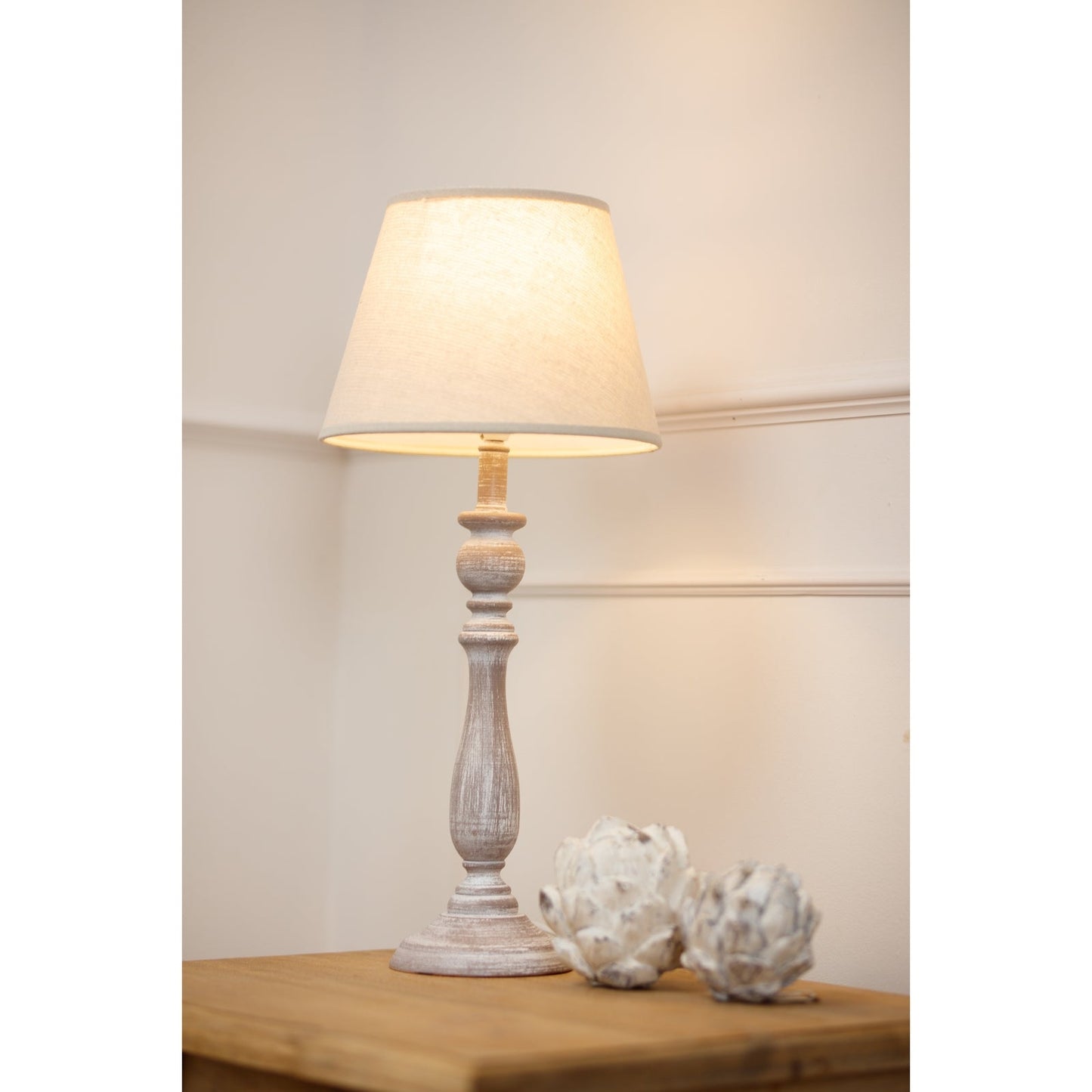 Dunum Column Table Lamp With Linen Shade - Elegant Glow - Darlington's Décor
