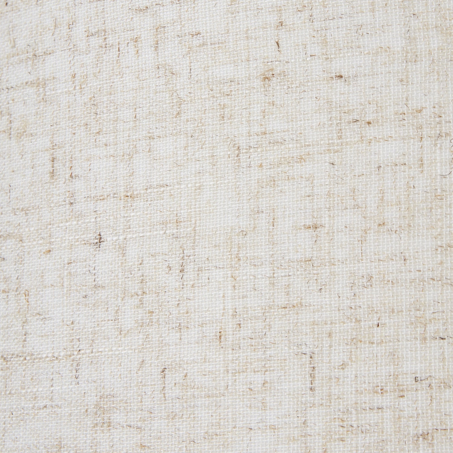 Chic White Wash Wicker Table Lamp With Linen Shade - Darlington's Décor