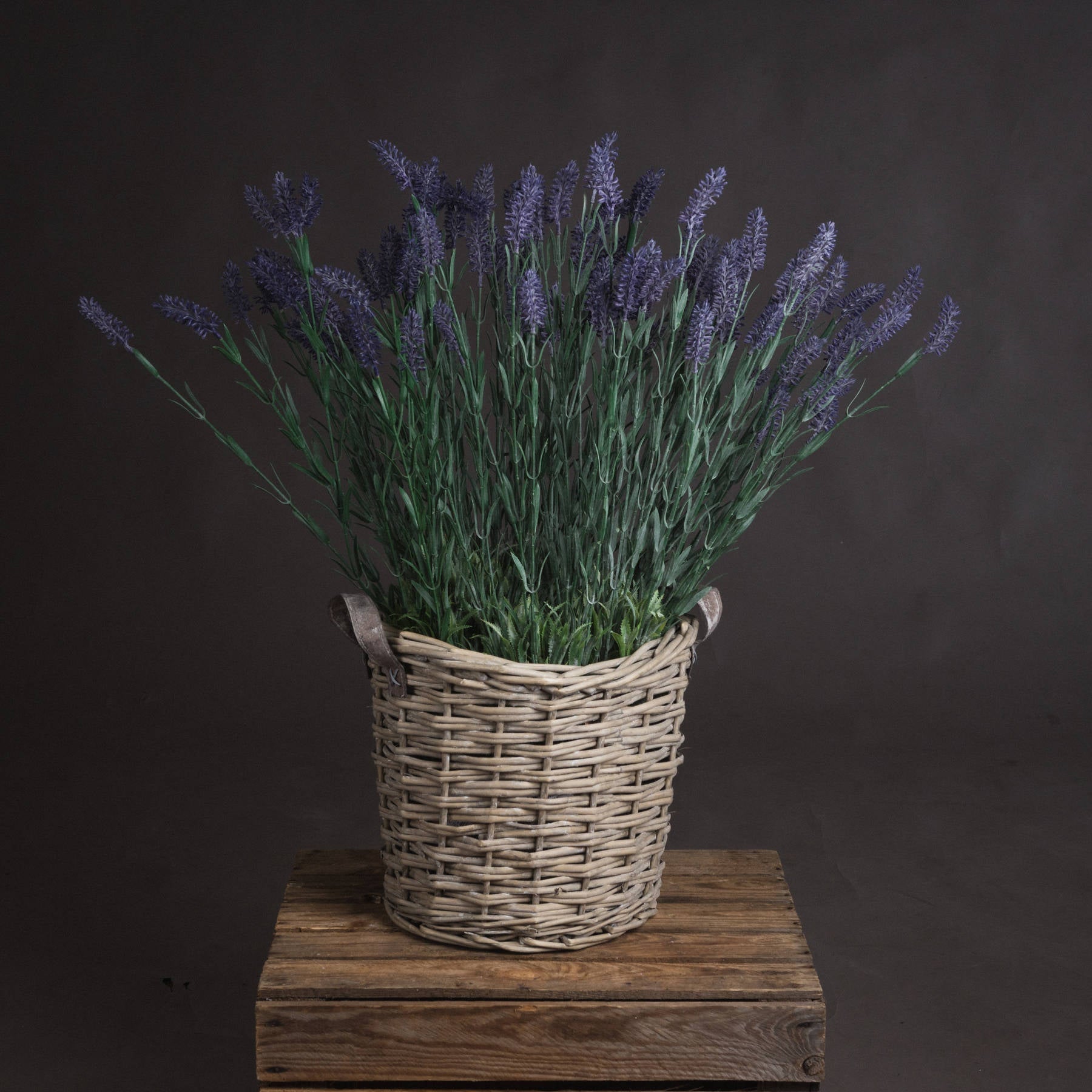 Large Lavender Spray for Timeless Floral Elegance - Darlington's Décor