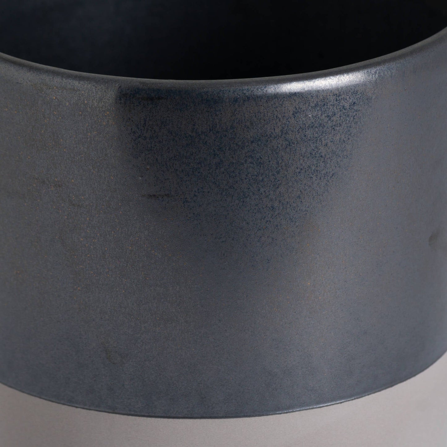 Large Metallic Grey Ceramic Planter for Modern Spaces - Darlington's Décor
