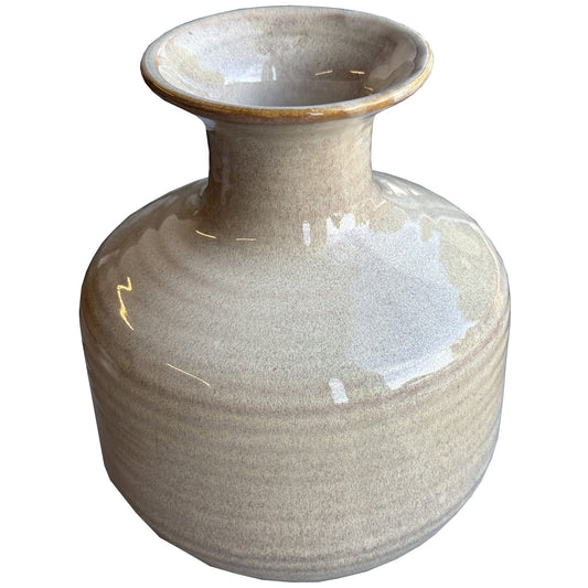 Sabbia Collection Squat Ridged Vase for Elegant Displays - Darlington's Décor