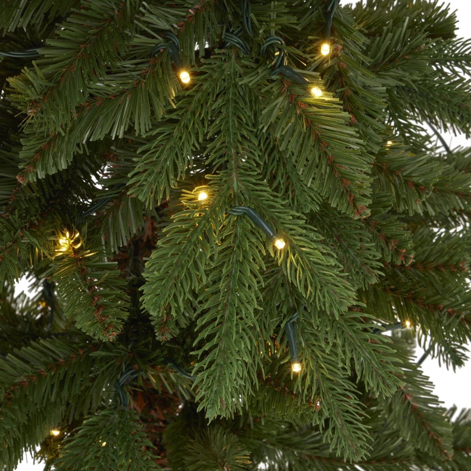 Slim Green Woodland Pre - Lit 200 Led Christmas Tree Delight - Darlington's Décor