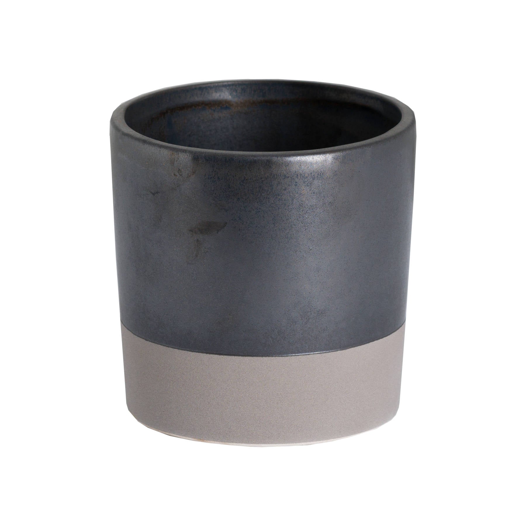 Stylish Metallic Grey Ceramic Planter for Modern Spaces - Darlington's Décor