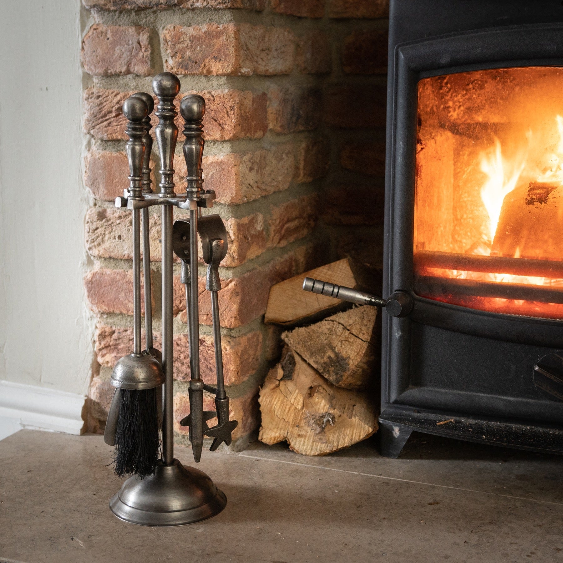 Traditional Companion Set In Antique Pewter Elegance - Darlington's Décor